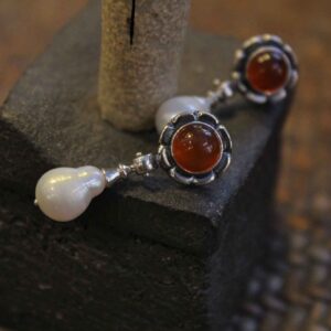 Silver Stud Earrings with Pearls and Cornelian