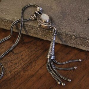 Mother of Pearl Necklace in Sterling Silver