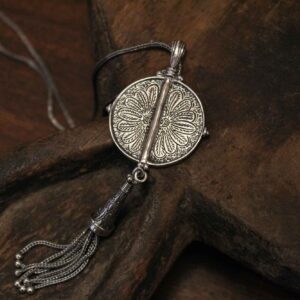 Χειροποίητο Μενταγιόν με Κρόσια