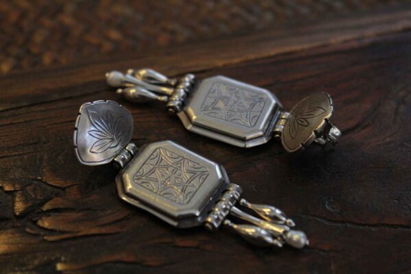 Engraved Silver Earrings - Image 4