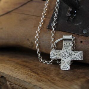 Ασημένιος Σταυρός - Κολιέ