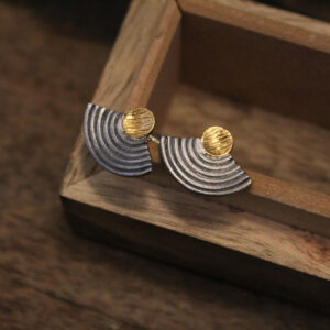 Σκουλαρίκια - Αμφιθέατρο