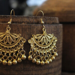 Filigree Earrings in Gold