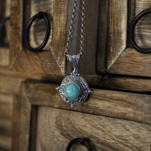 Ασημένιο Μενταγιόν με Αμαζονίτη