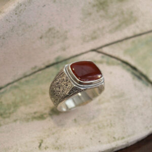 Classic mens Silver ring with Cornelian